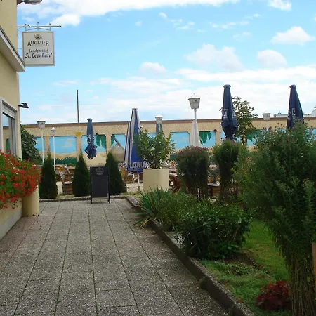 Shiva Hotel Maingruendel